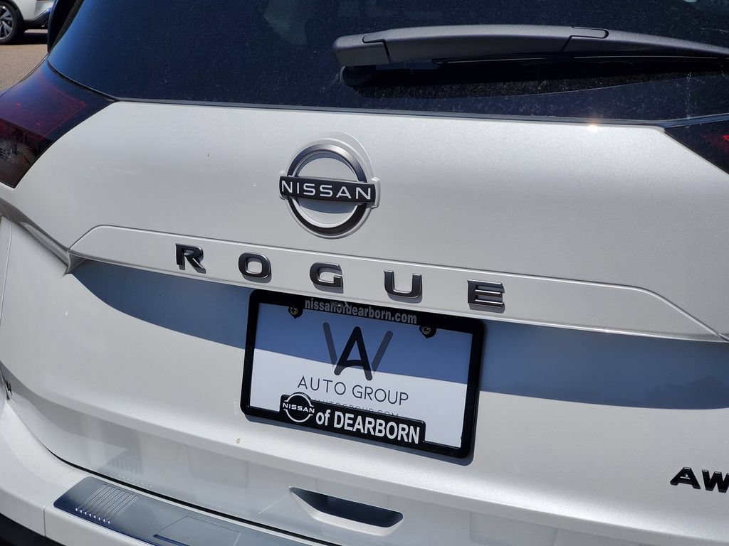 New 2026 Nissan Rogue SV AWD/4WD image 6