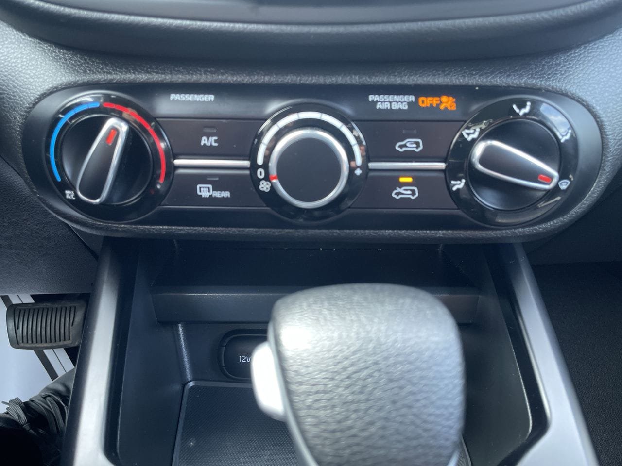 Certified 2024 Kia Soul LX w/ Option Group 015 FWD image 16