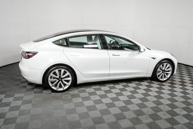 Used 2019 Tesla Model 3 Standard Range Plus RWD image 26