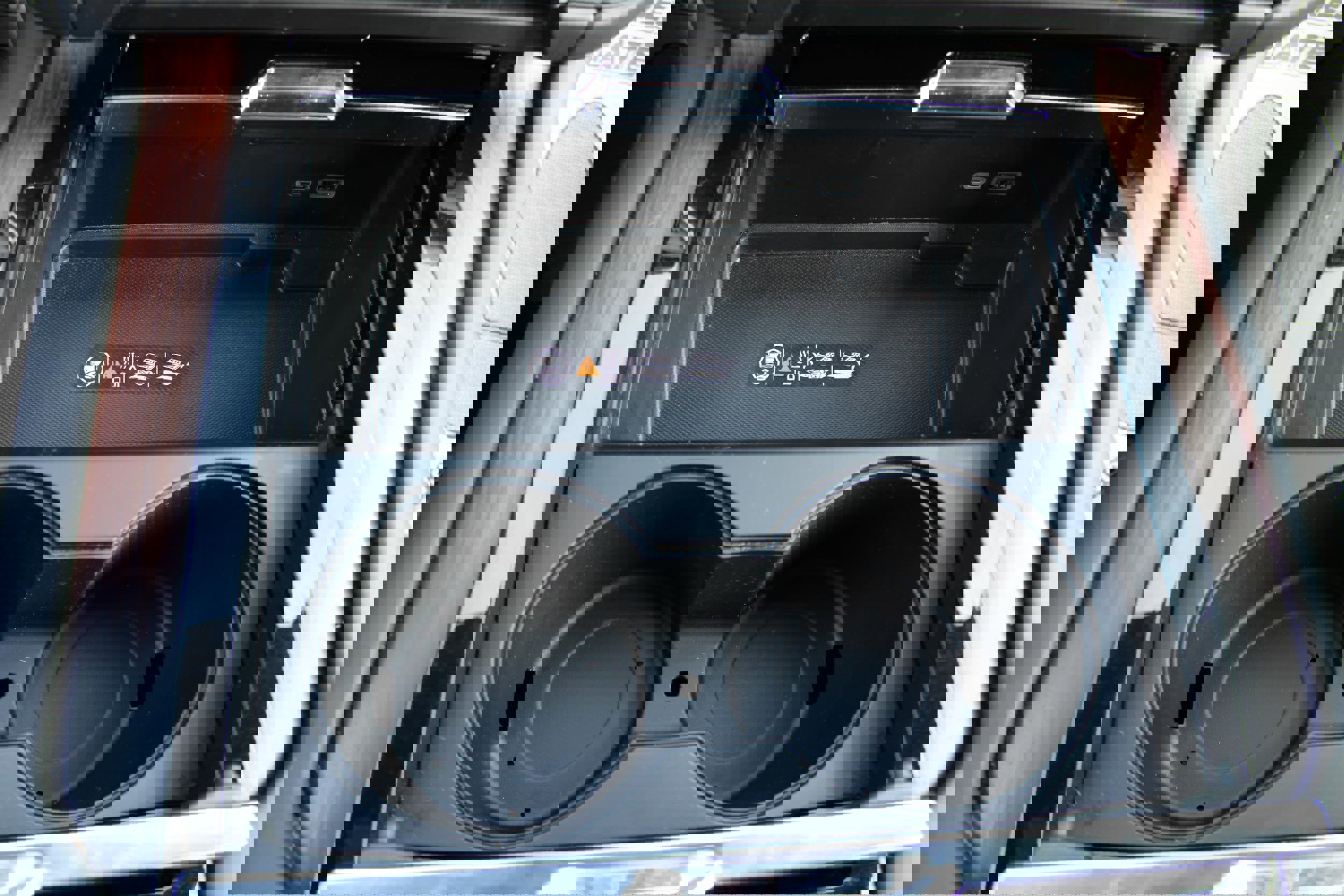 Used 2025 GMC Yukon Denali image 28