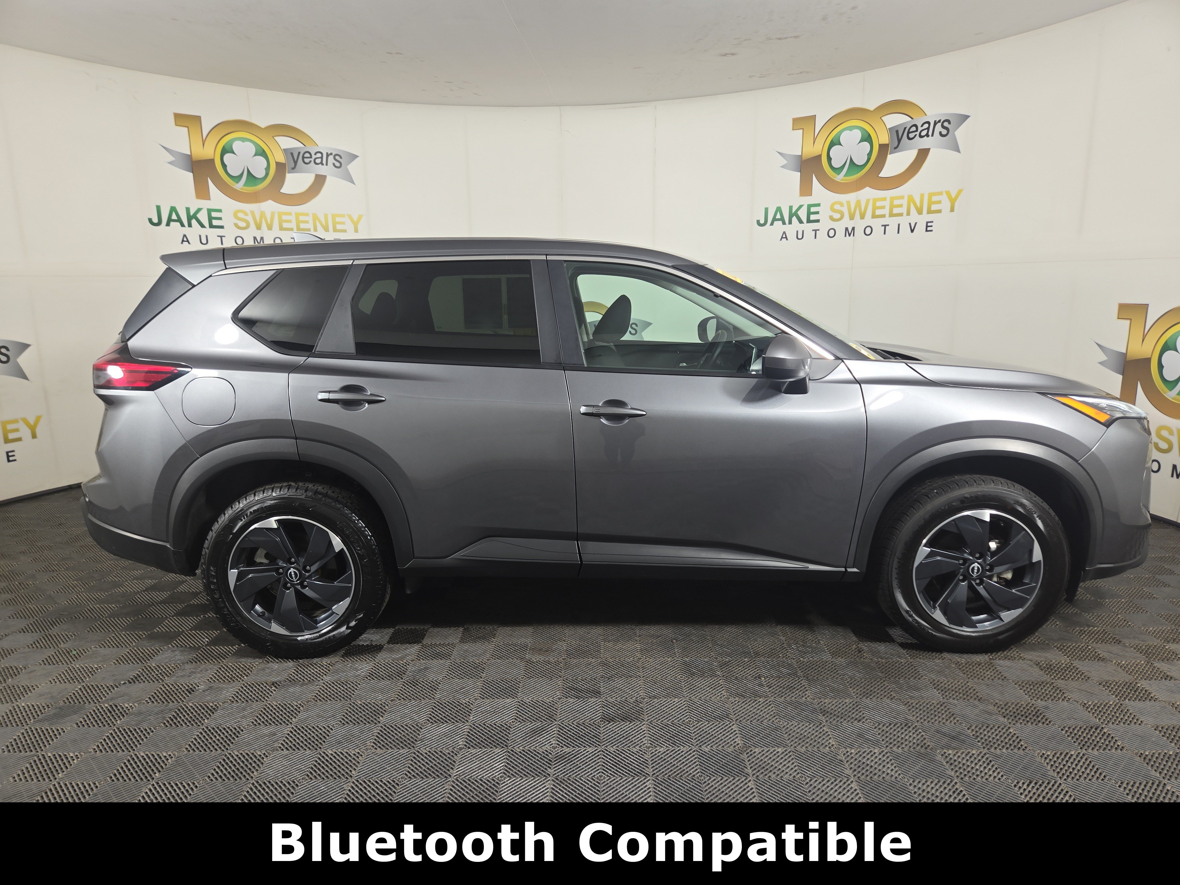 Used 2024 Nissan Rogue SV AWD/4WD image 10