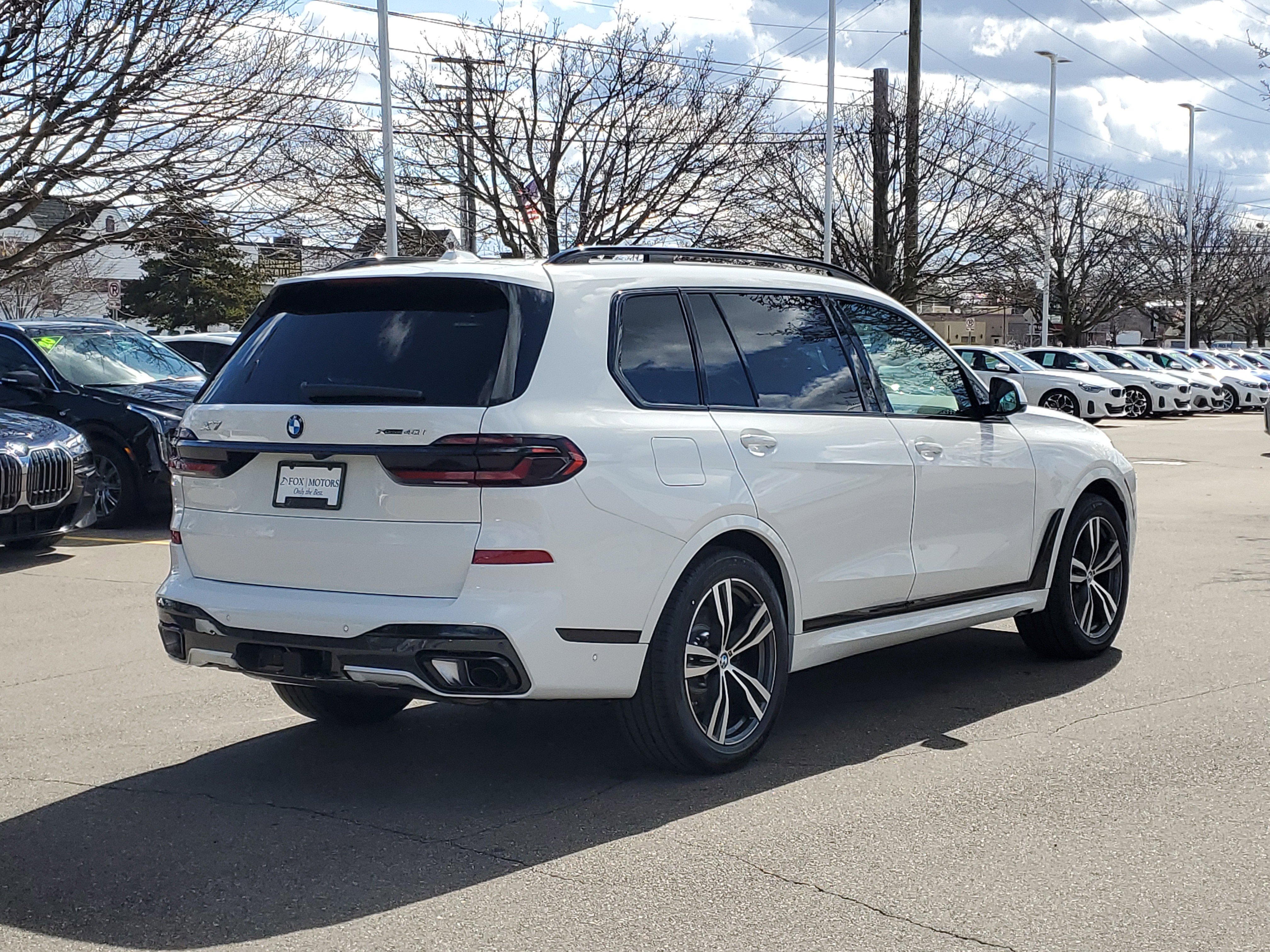 New 2026 BMW X7 xDrive40i w/ Executive Package image 3