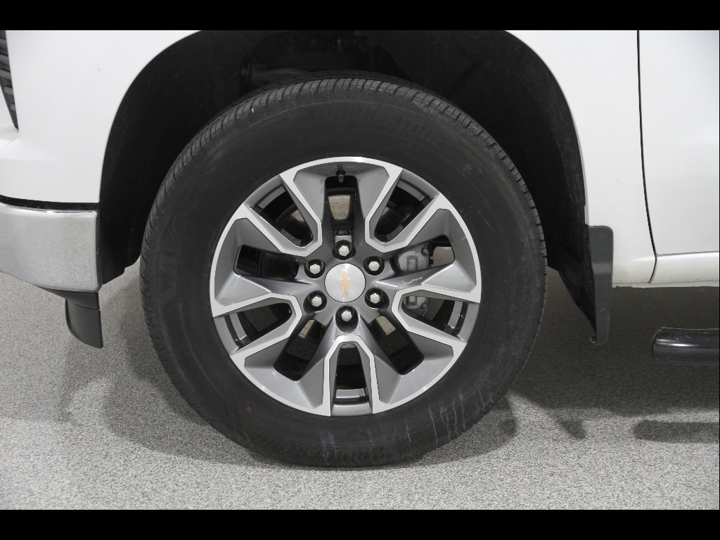 Certified 2024 Chevrolet Silverado 1500 LT image 23