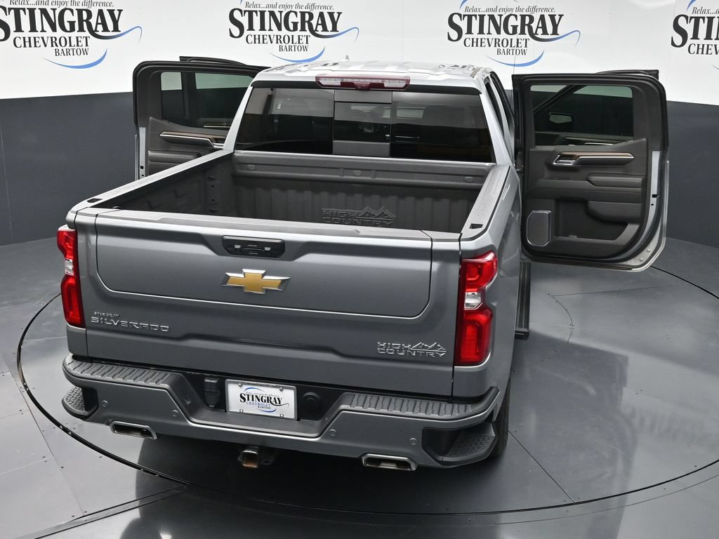Certified 2024 Chevrolet Silverado 1500 High Country w/ Technology Package AWD/4WD image 38