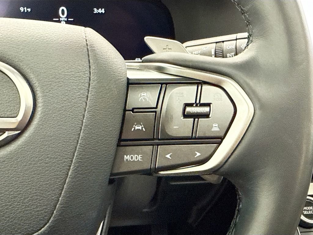 Used 2024 Lexus GX 550 image 12