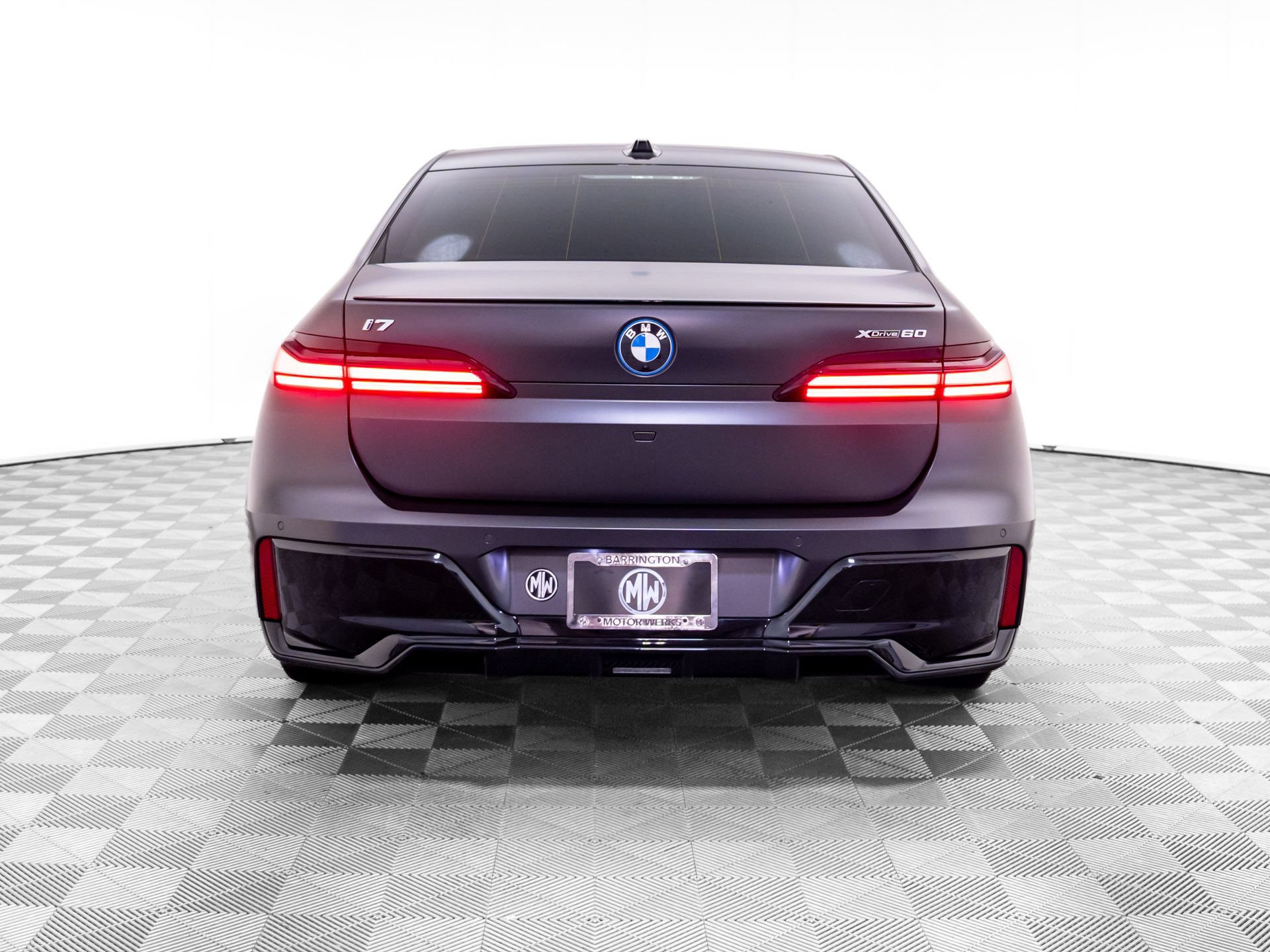 Used 2023 BMW i7 xDrive60 AWD/4WD image 4