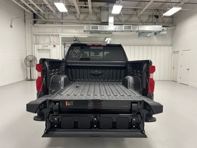 New 2026 Chevrolet Silverado 1500 High Country AWD/4WD image 18