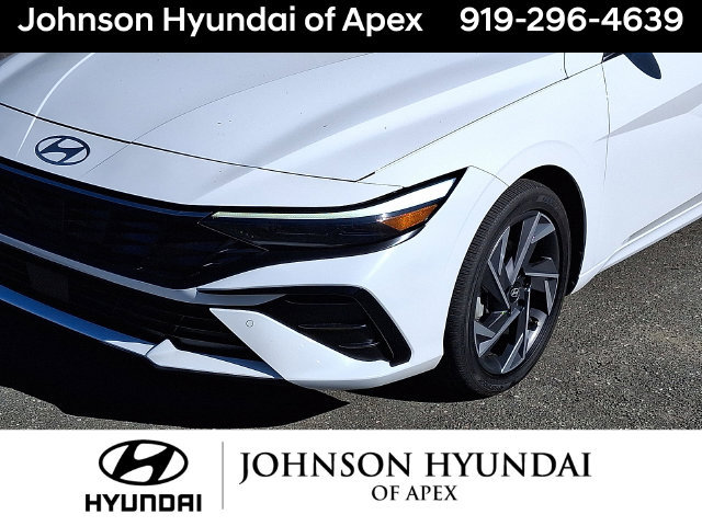 Certified 2024 Hyundai Elantra Limited FWD image 31