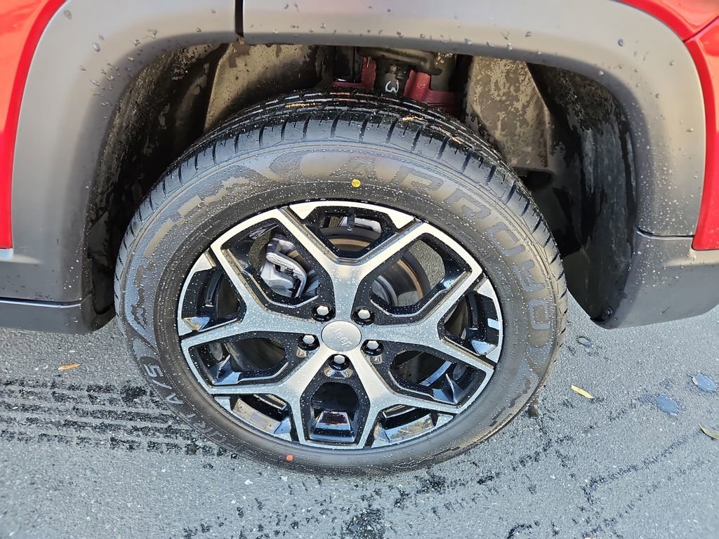 Used 2024 Jeep Compass Limited image 31