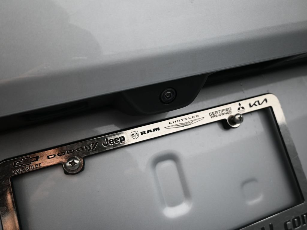 Used 2024 Jeep Grand Cherokee L Laredo w/ Luxury Tech Group I image 39