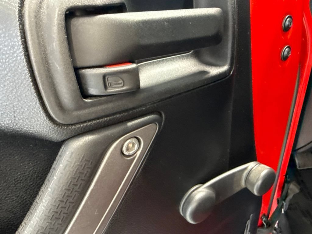 Used 2012 Jeep Wrangler Sport AWD/4WD image 15