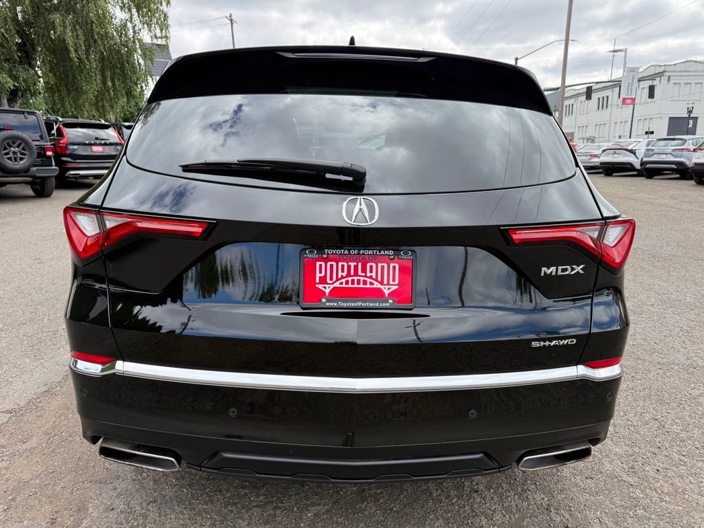Used 2023 Acura MDX SH-AWD w/ Advance Package image 6