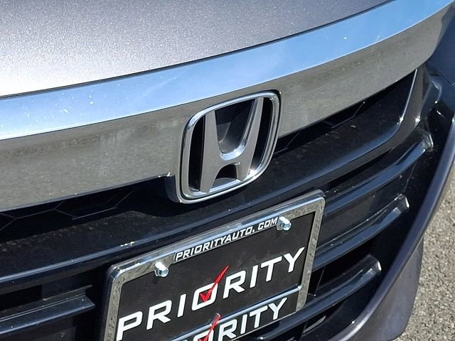 Used 2019 Honda Accord EX image 9