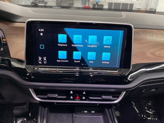 Used 2024 Volkswagen Atlas SE AWD/4WD image 22