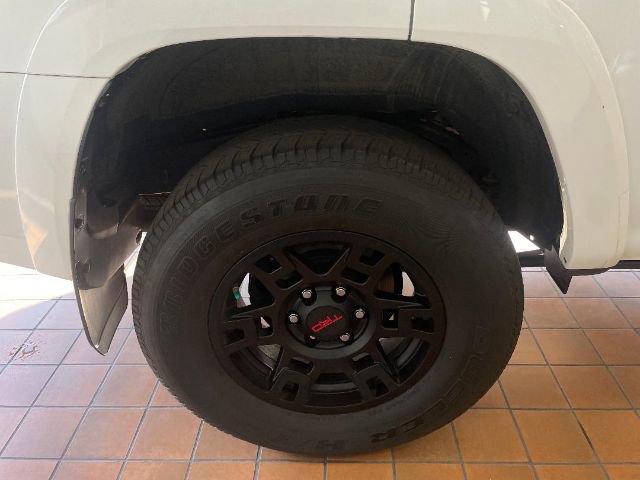 Used 2021 Toyota 4Runner Venture image 7