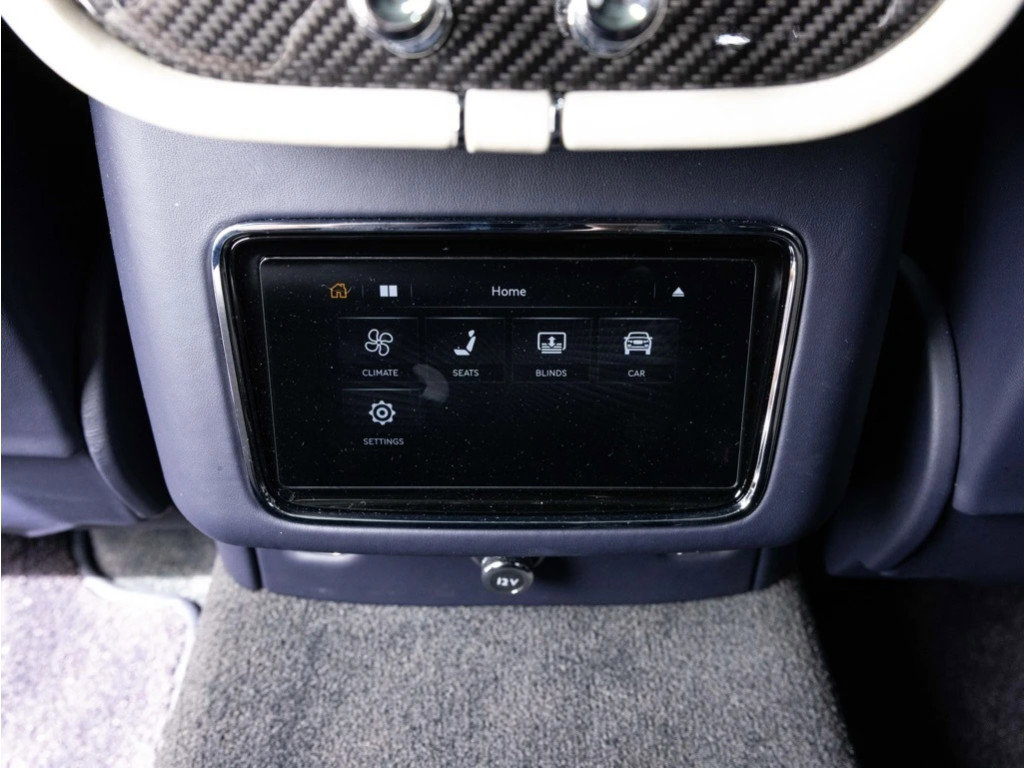 Used 2023 Bentley Bentayga image 46