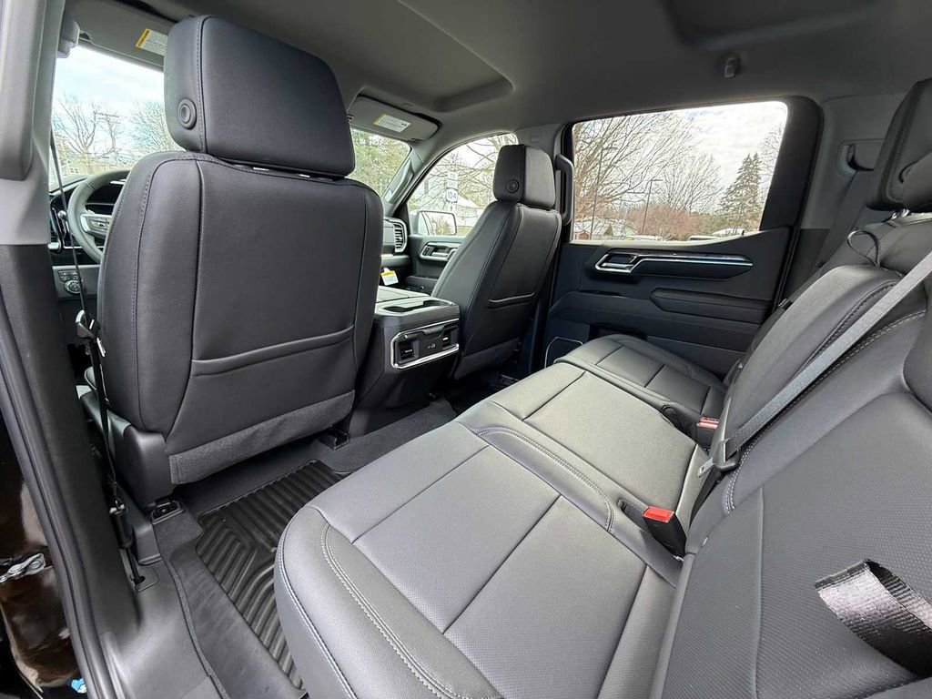New 2026 Chevrolet Silverado 1500 LTZ w/ Z71 Off-Road Package AWD/4WD image 25