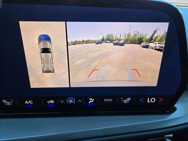 New 2026 Chevrolet Traverse LT w/ Driver Confidence Package image 14