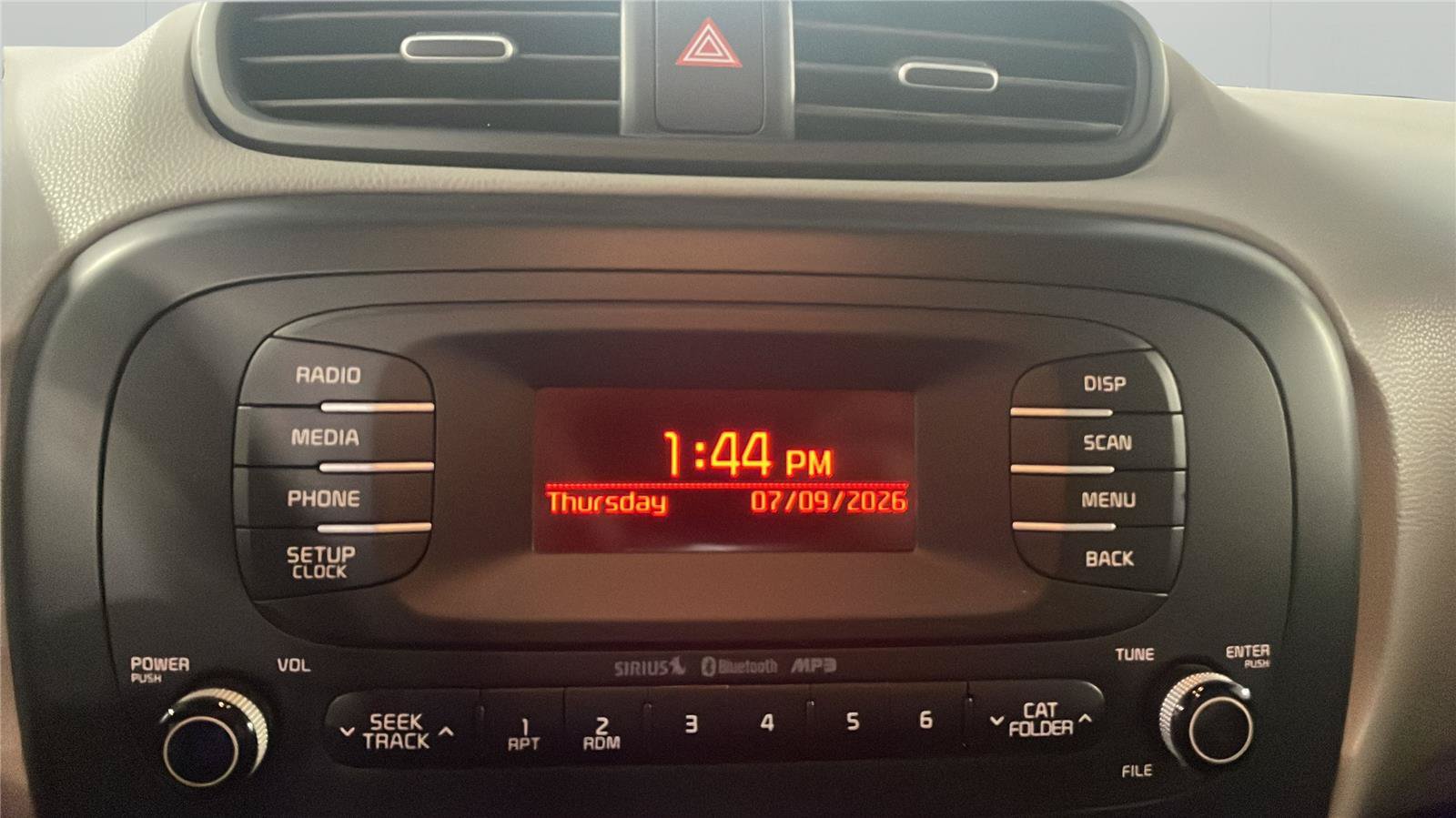 Used 2015 Kia Soul + FWD image 17