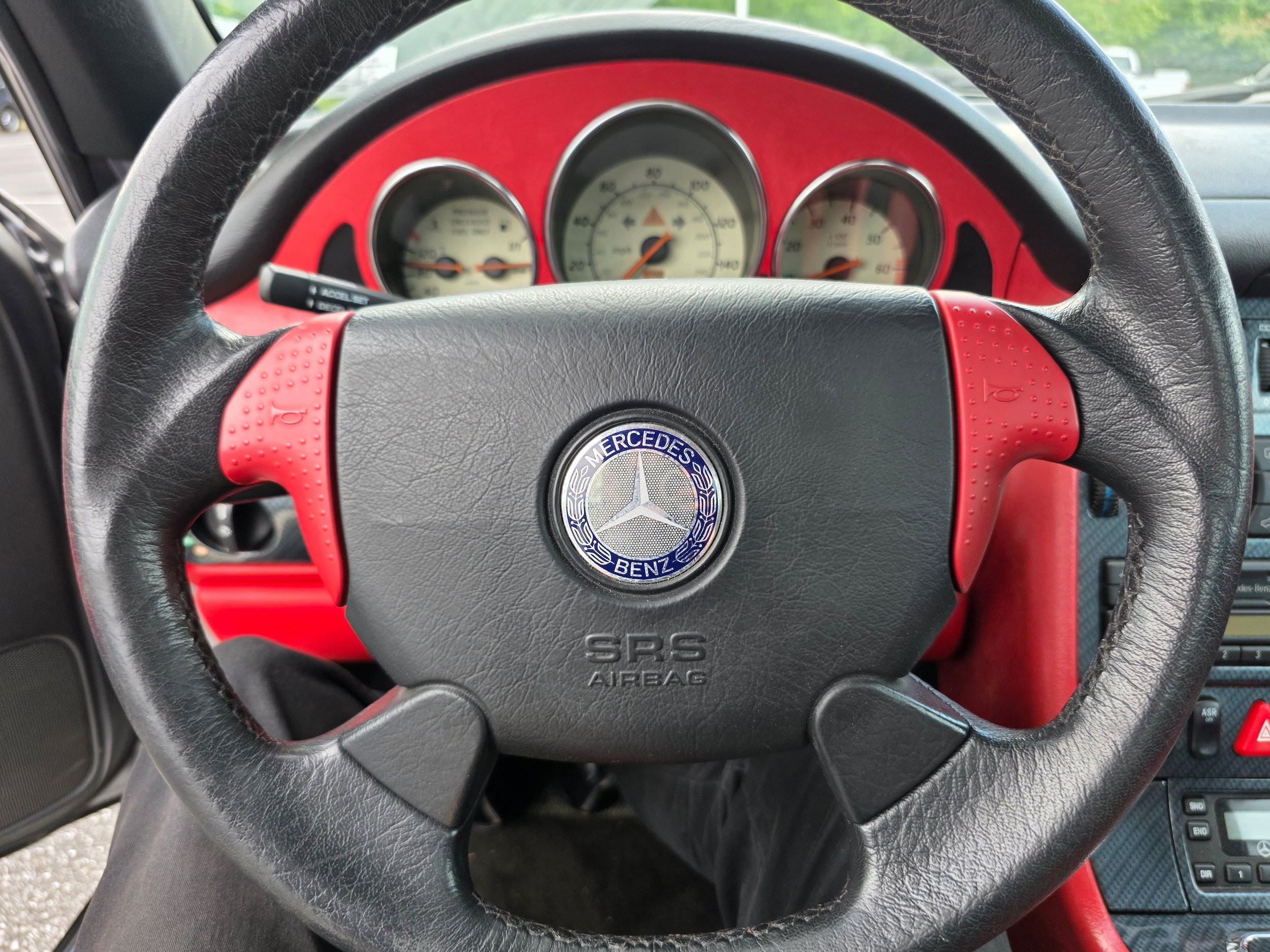 Used 1998 Mercedes-Benz SLK 230 image 12
