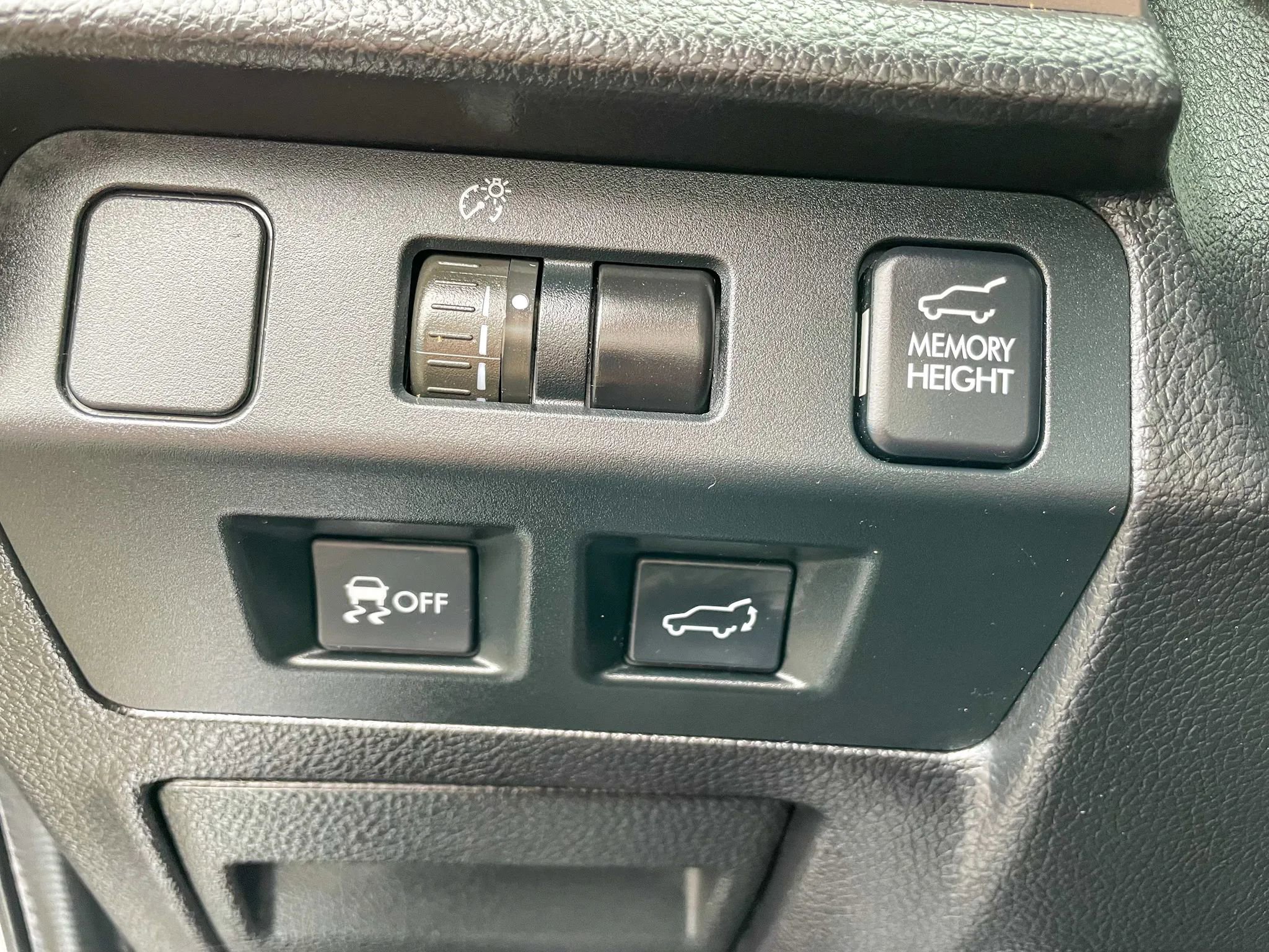 Used 2014 Subaru Forester 2.0XT Touring image 15