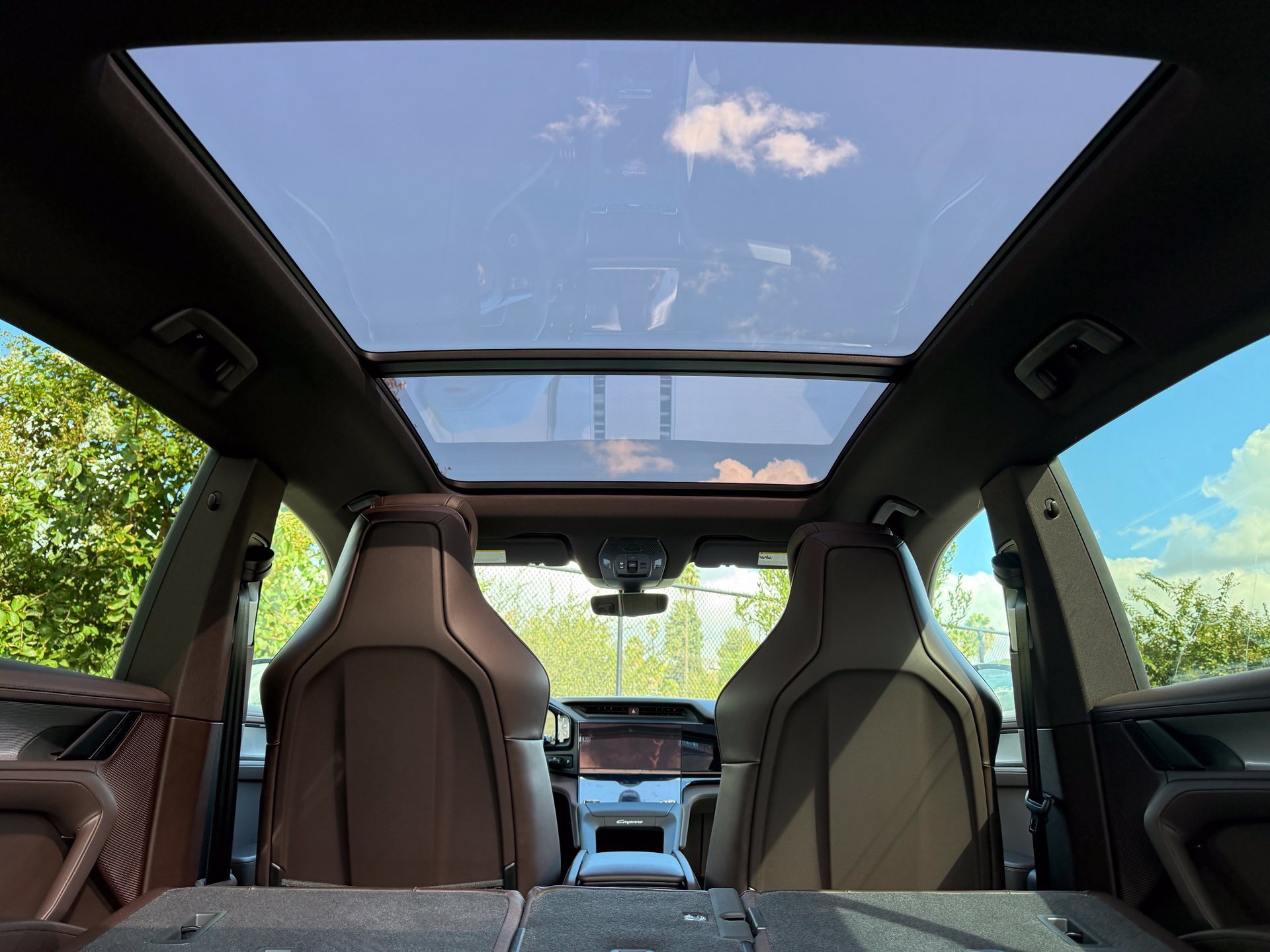 New 2026 Porsche Cayenne Electric AWD/4WD image 37