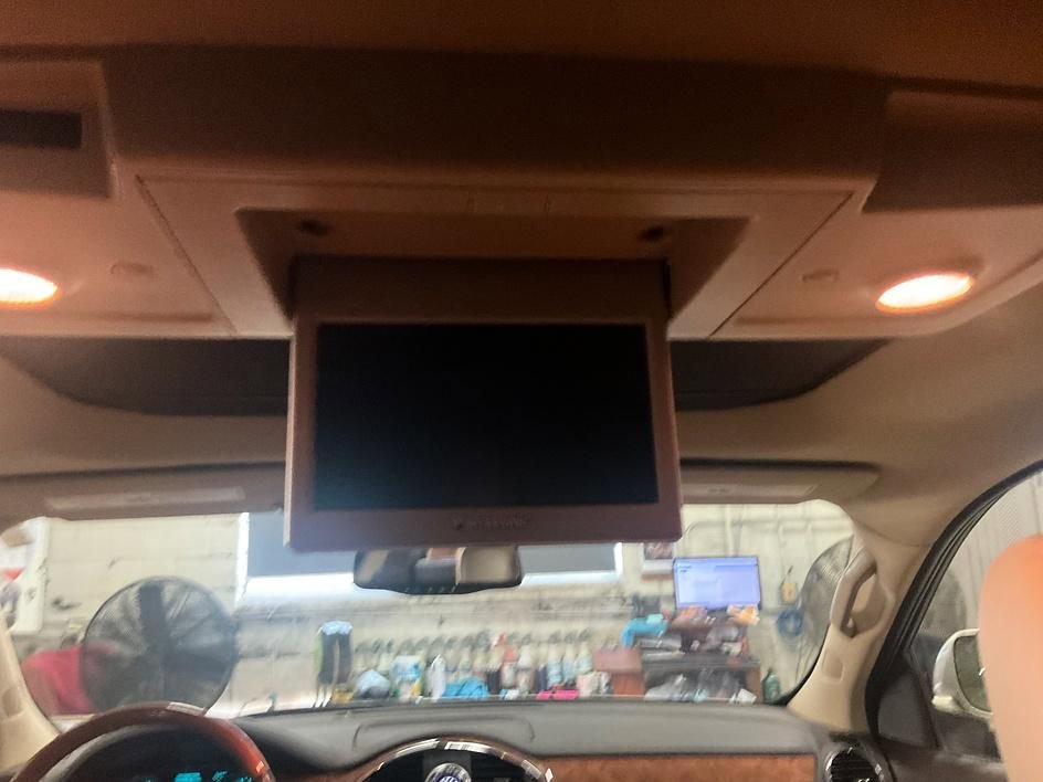 Used 2012 Buick Enclave Leather FWD image 27