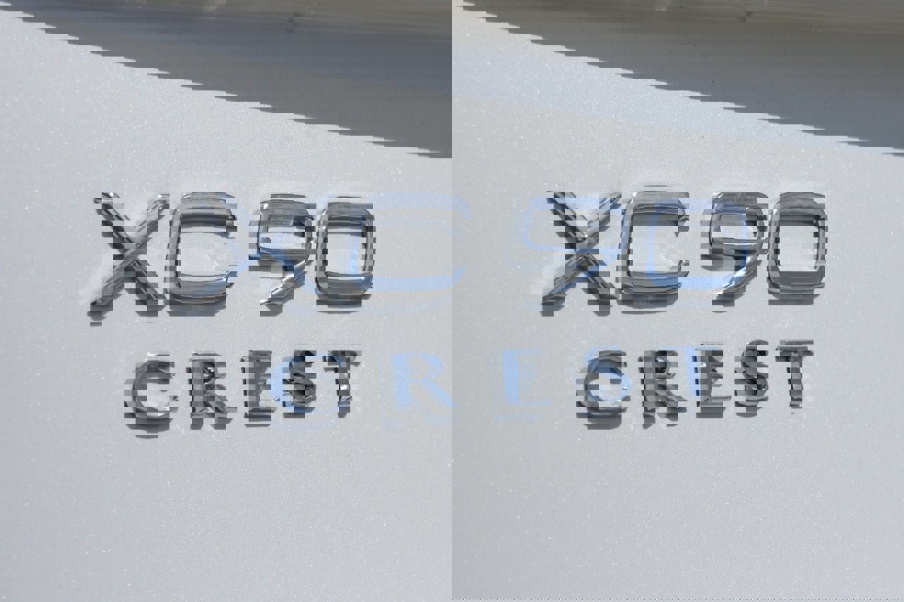 New 2025 Volvo XC90 T8 Ultra w/ Protection Package Premier image 8