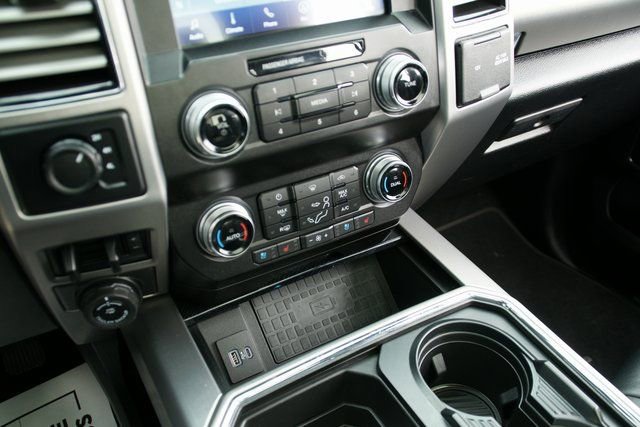 Used 2020 Ford F450 Platinum w/ Snow Plow Prep Package image 30