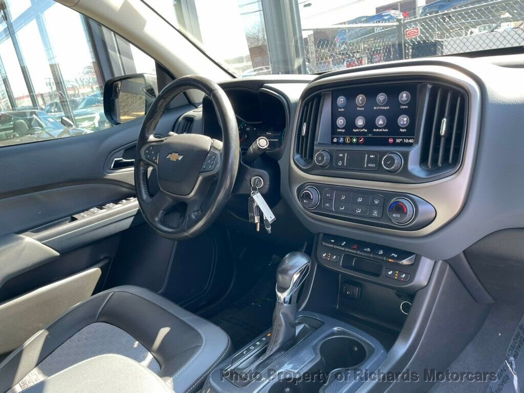 Used 2022 Chevrolet Colorado Z71 w/ Z71 Midnight Edition image 24