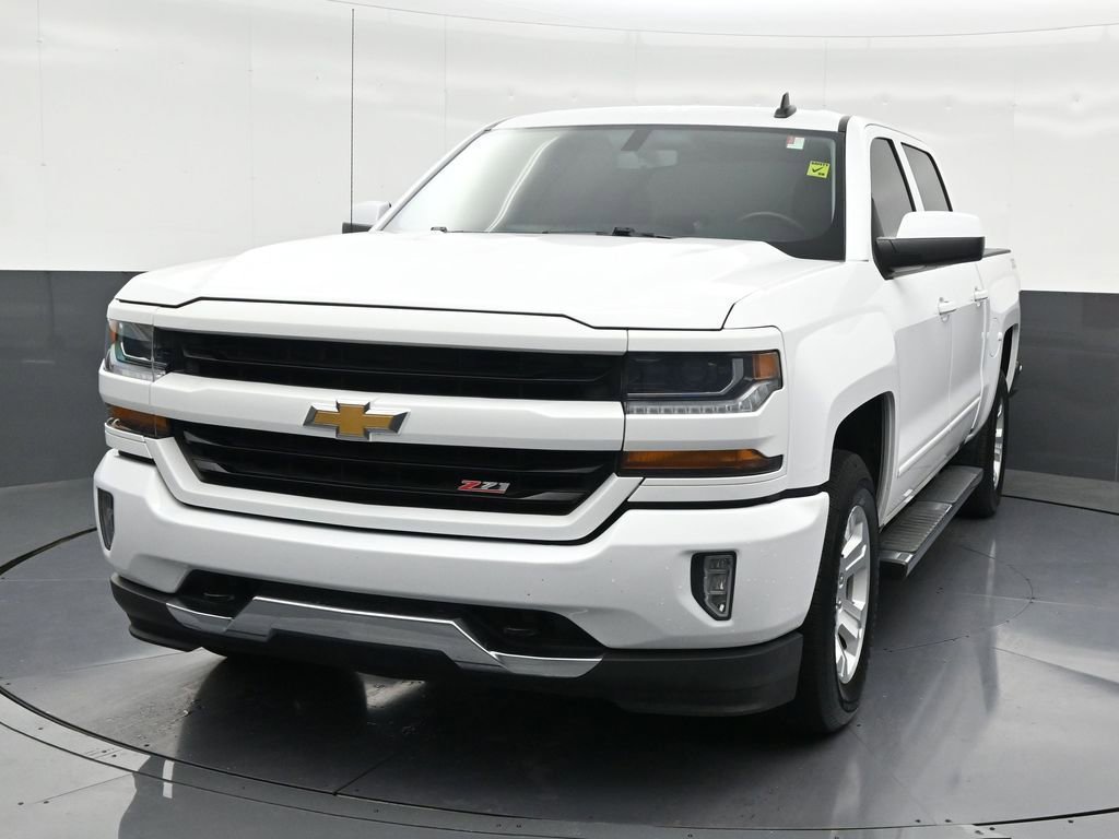 Used 2018 Chevrolet Silverado 1500 LT w/ All Star Edition image 9