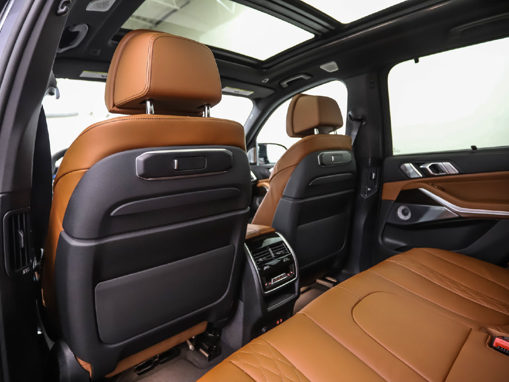 Used 2026 BMW X5 M60i AWD/4WD image 20
