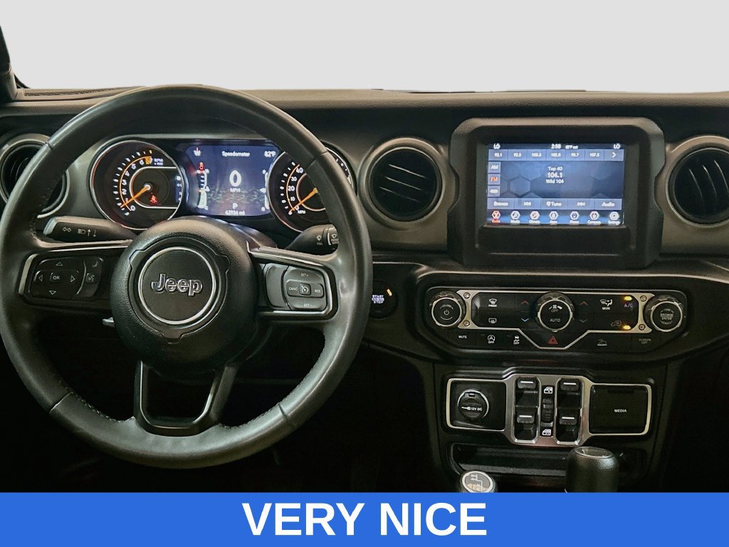 Used 2023 Jeep Gladiator Sport AWD/4WD image 18