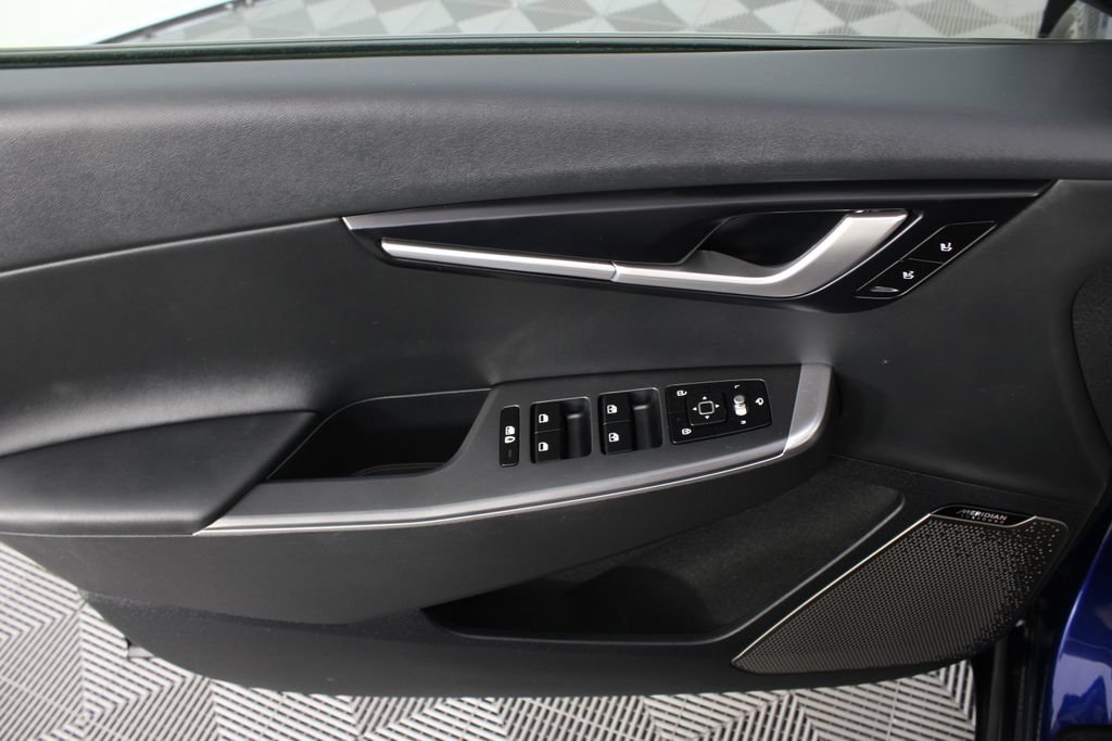 Used 2022 Kia EV6 Wind RWD image 14