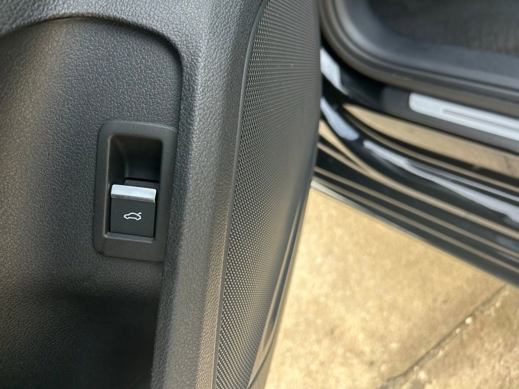 Used 2022 Audi A4 2.0T Premium w/ Convenience Package image 48
