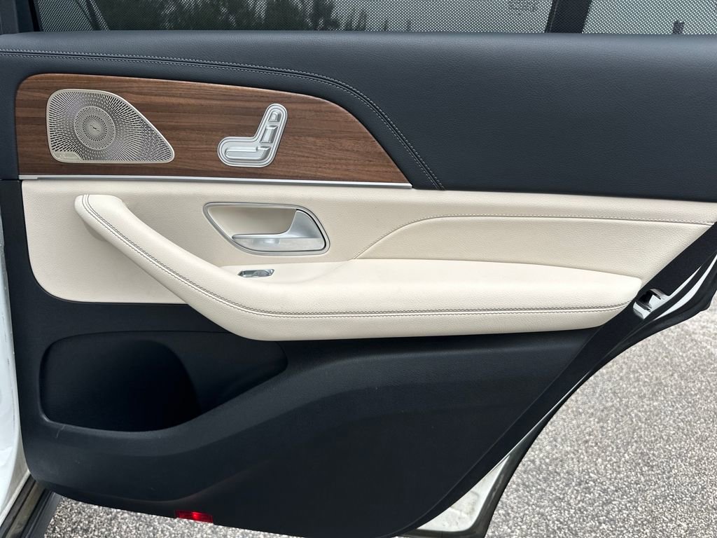 Certified 2024 Mercedes-Benz GLS 450 4MATIC image 38