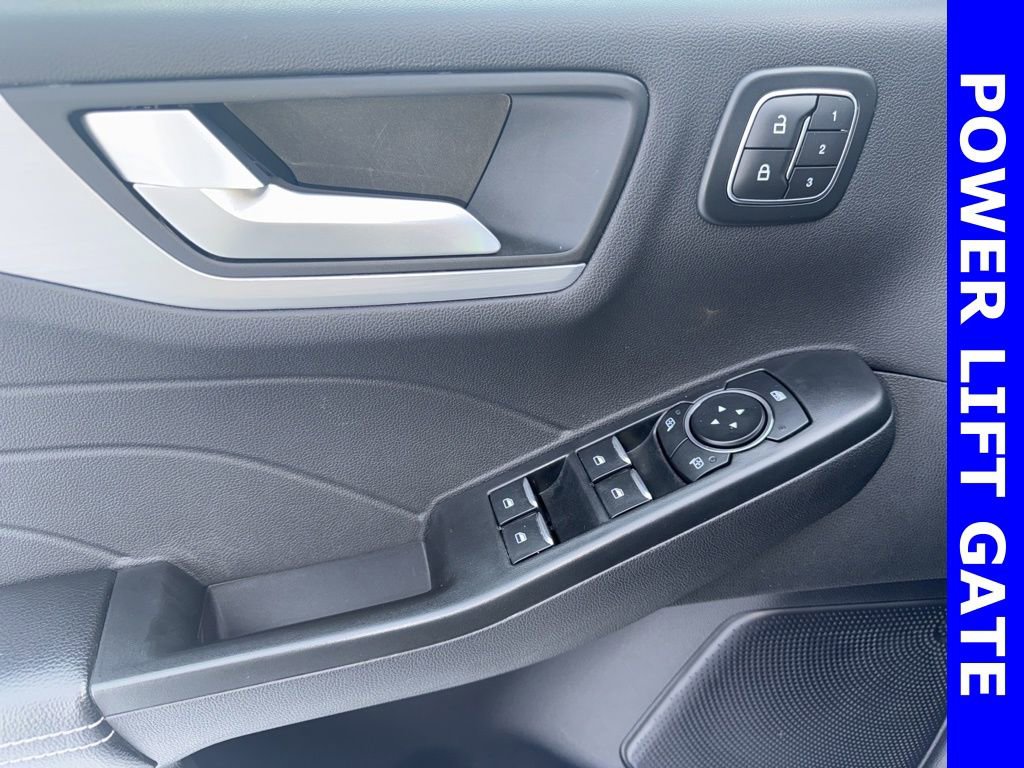 Used 2024 Ford Escape Platinum image 16