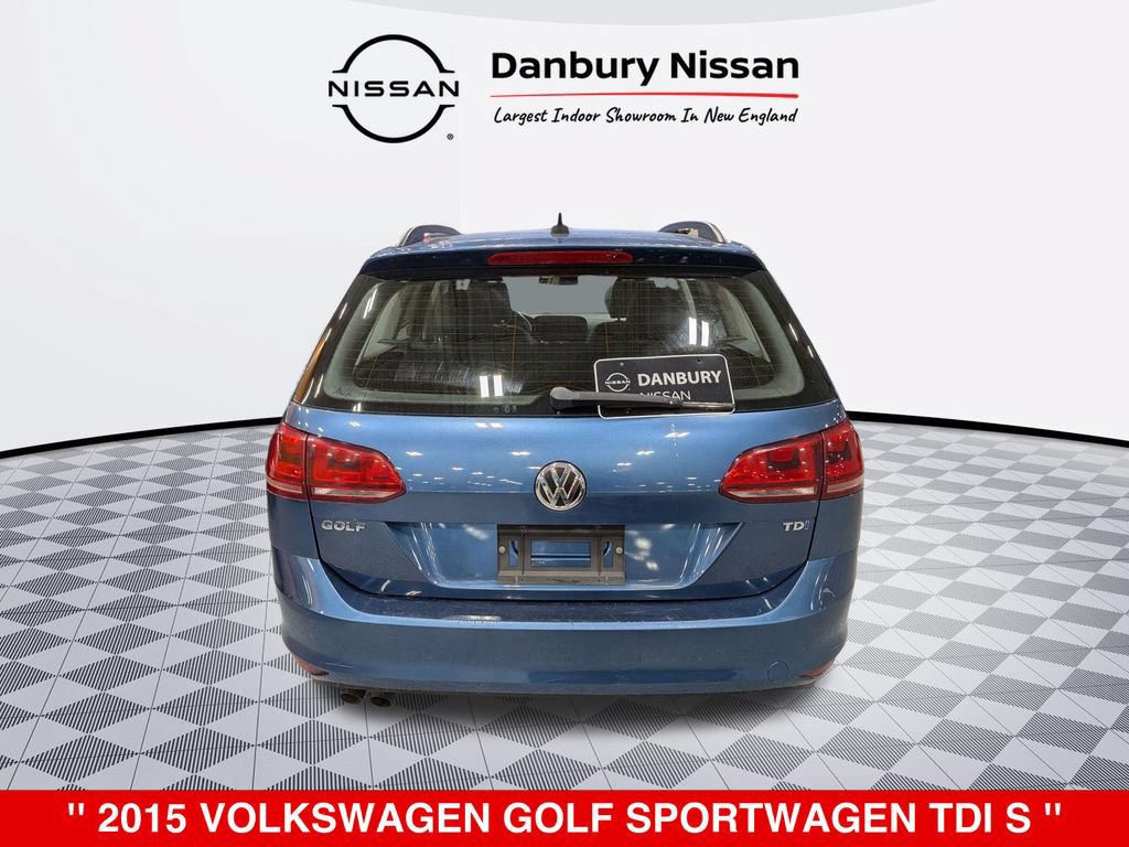 Used 2015 Volkswagen Golf TDI S FWD image 4