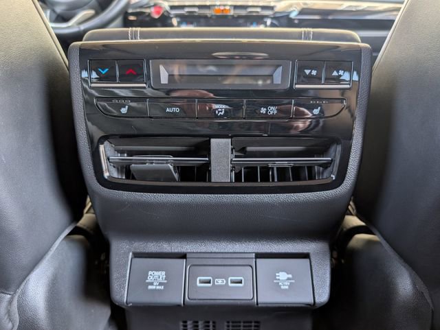 Used 2023 Acura MDX SH-AWD w/ Advance Package image 27
