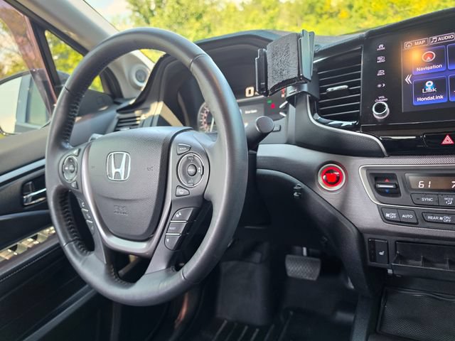 Used 2023 Honda Ridgeline RTL-E image 32
