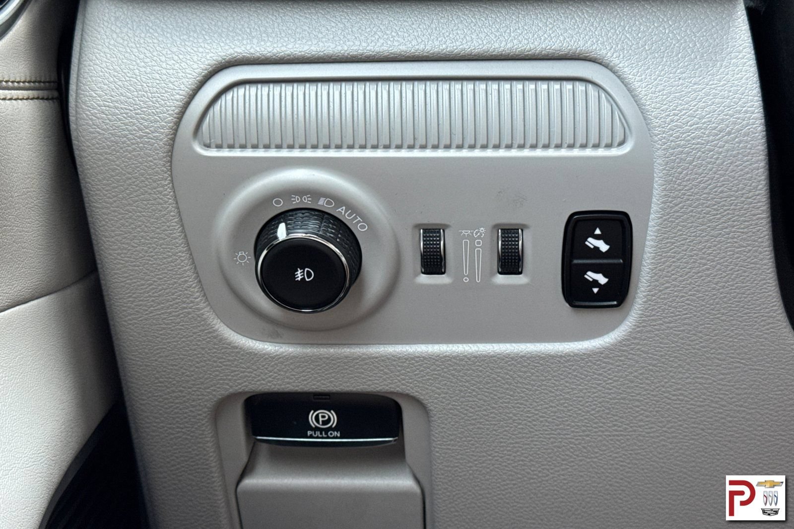 Used 2023 Jeep Wagoneer 4WD w/ Premium Group I image 36