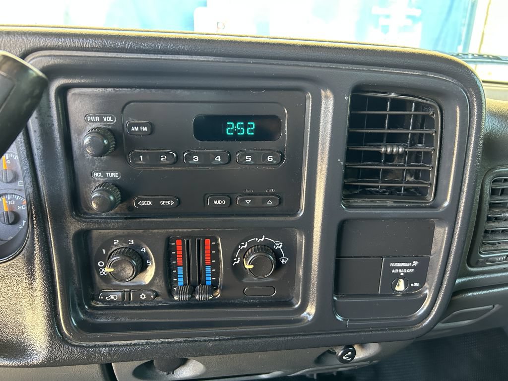 Used 2007 Chevrolet Silverado 3500 2WD Regular Cab image 6