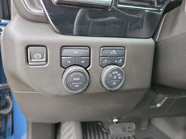 Used 2025 Chevrolet Silverado 3500 LT image 21