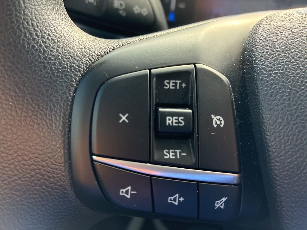 Used 2025 Ford Maverick XL image 8