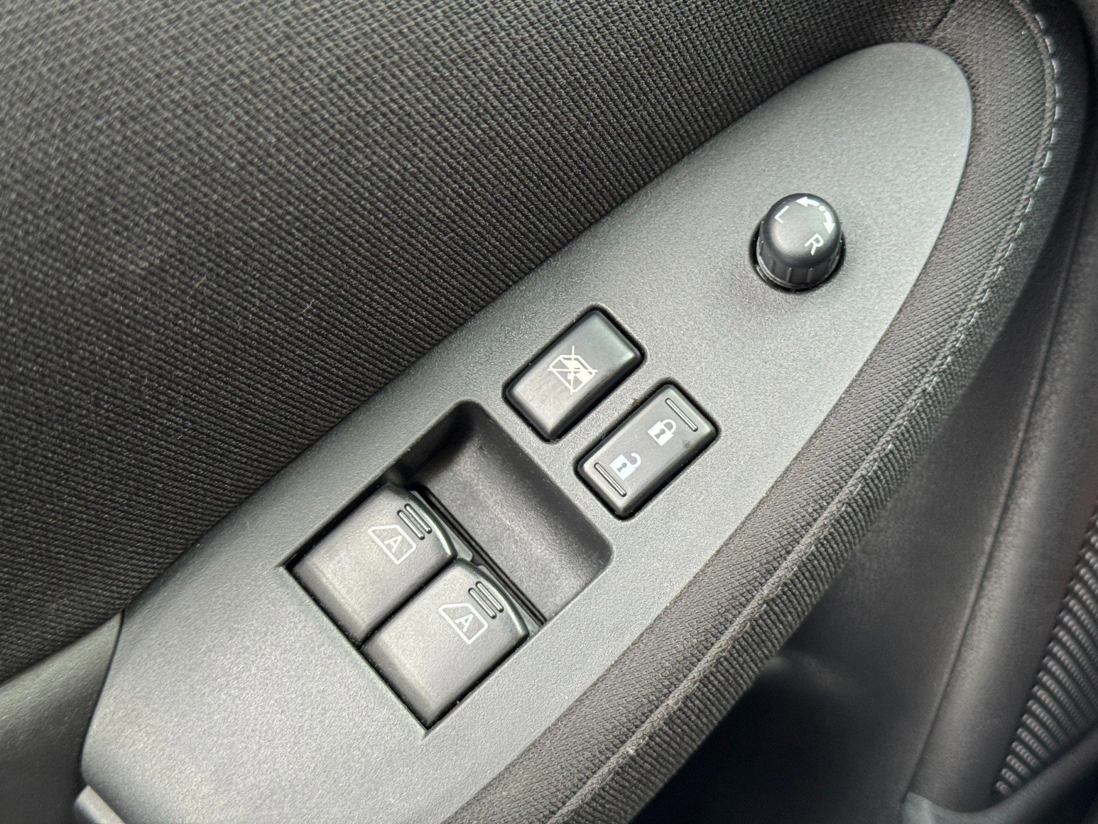 Used 2020 Nissan 370Z Coupe image 16