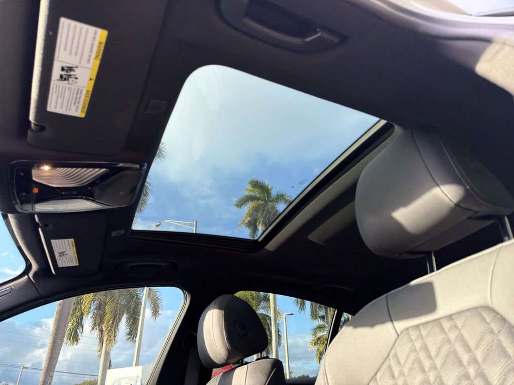 Used 2023 BMW 530i 530i w/ M Sport Package image 52