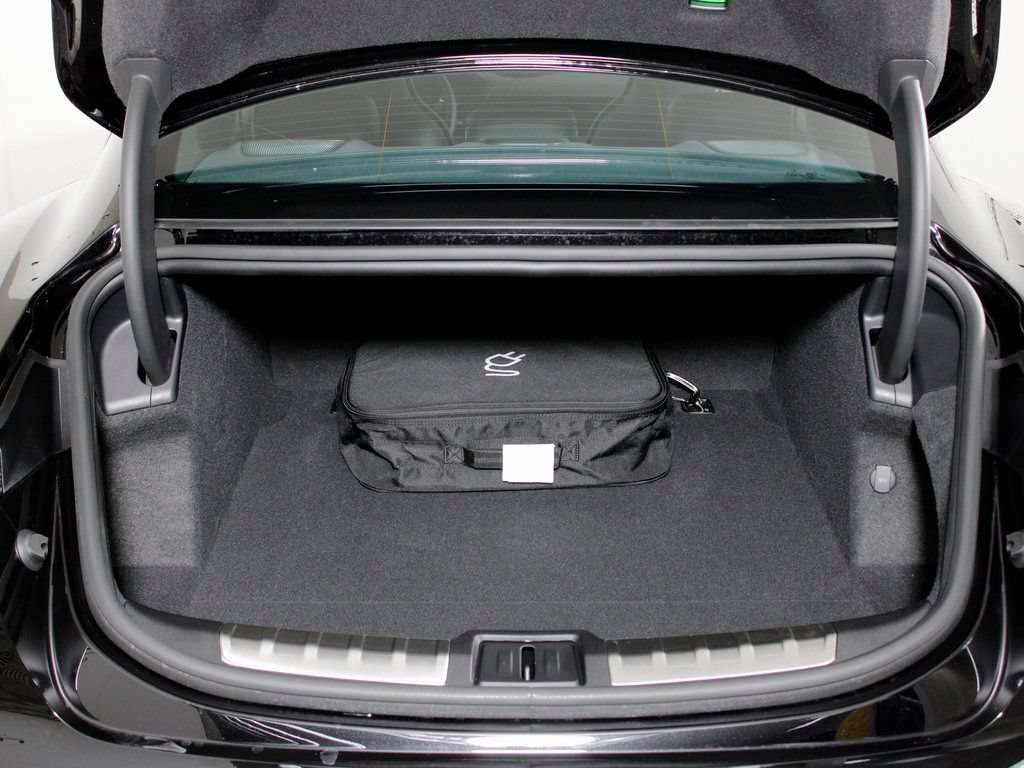 Certified 2026 Porsche Taycan AWD/4WD image 14