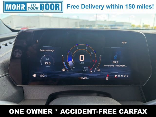 Used 2025 Chevrolet Traverse LT image 16