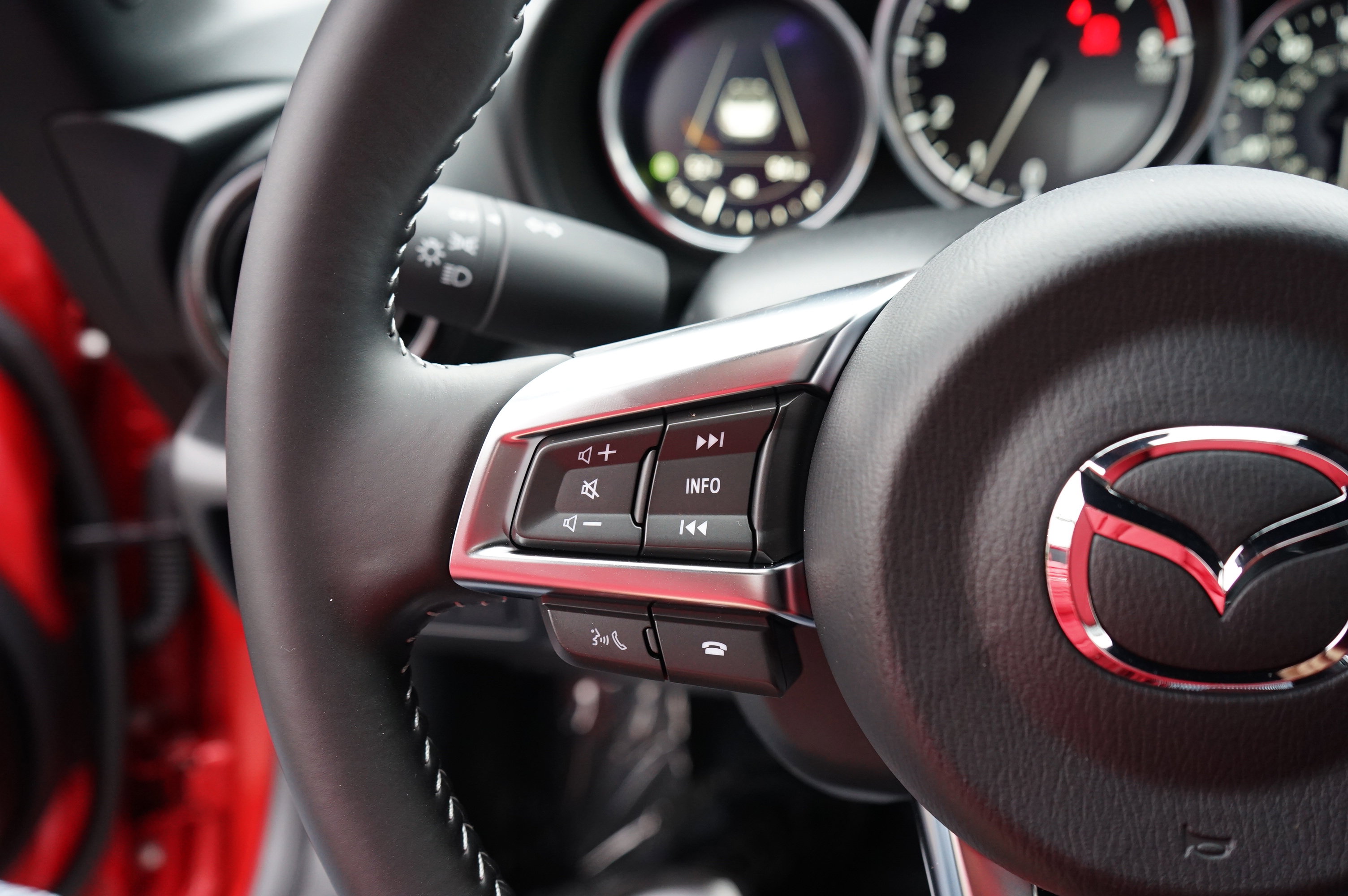 New 2025 MAZDA MX-5 Miata Sport image 28