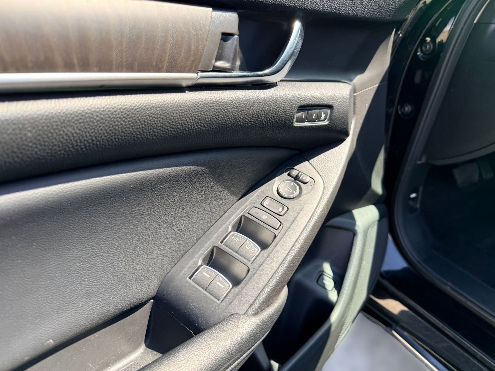 Used 2018 Honda Accord EX-L image 21